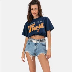 ✨Adika New York Thrill Crop Top T Shirt